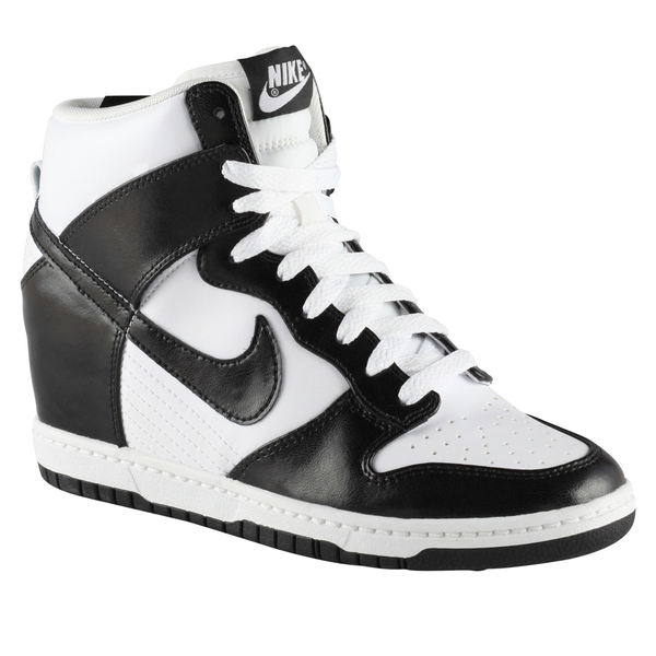 image of wholesale closeout Nike_sneaker